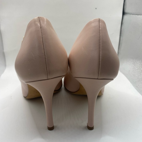 Tory Burch Pink/Black Patent and Leather Penelope Pumps Size 8 - Picture 13 of 16